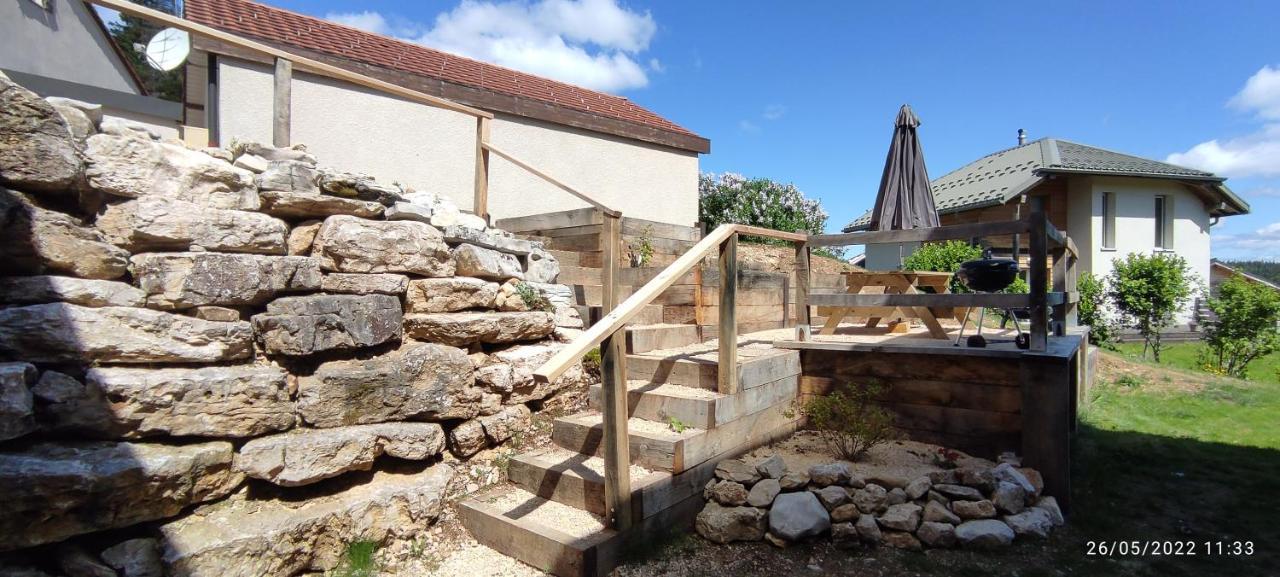 Cahute De Montagne Pour Profiter Du Haut Jura Prémanon Exteriér fotografie